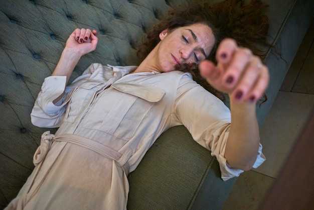 Причины мочеиспускания во сне: физиологические и психологические аспекты