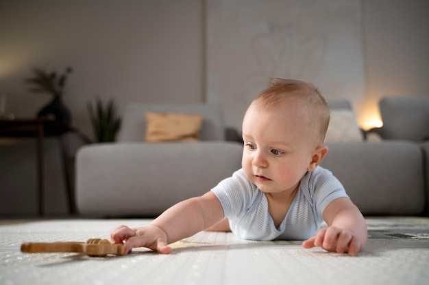 Основные моторные навыки для детей в 1 год и 2 месяца