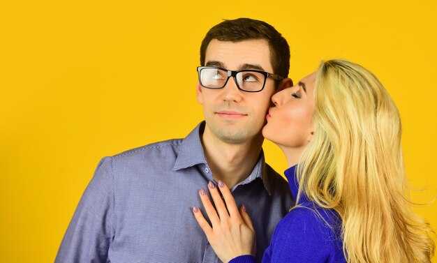 Психология непринужденного взгляда на губы