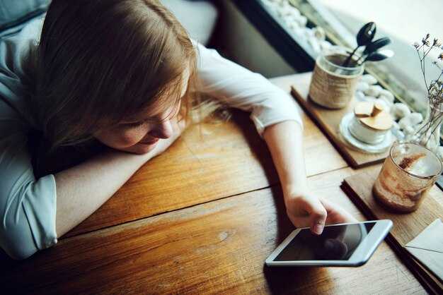 Частые сюжеты снов о разбитом телефоне