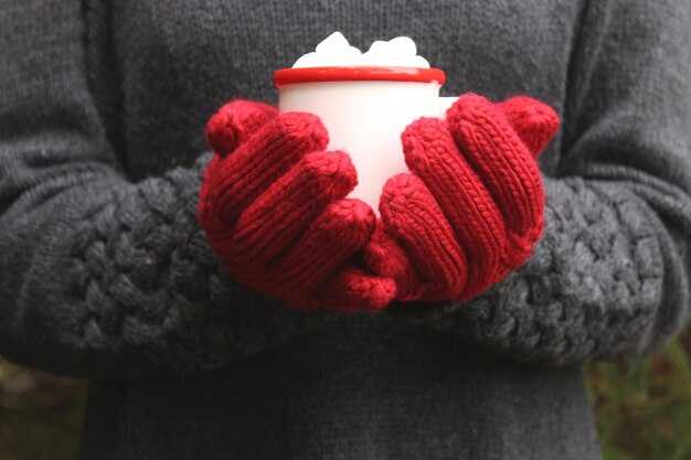 Эмоциональная окраска сновидения с варежками