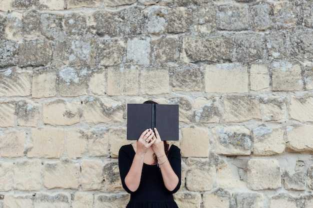 Обратиться в храм: порядок запроса информации