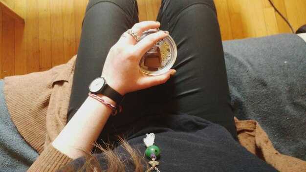 Зарядка атрибутов: использование свечей и ароматов