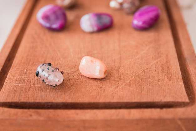 Методы зарядки камней энергией любви