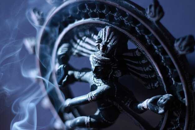 Современные интерпретации в искусстве и культуре