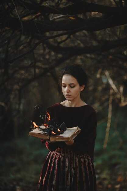 Влияние мифологии на развитие героев и антагонистов