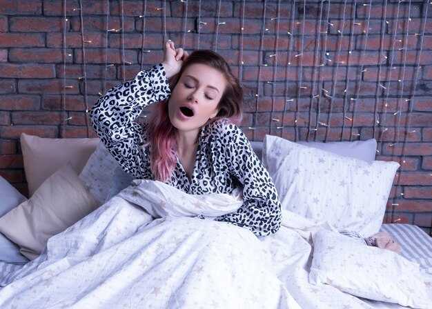 Почему зевота чаще возникает перед сном?