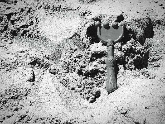 Причины ограниченного доступа к лунному грунту