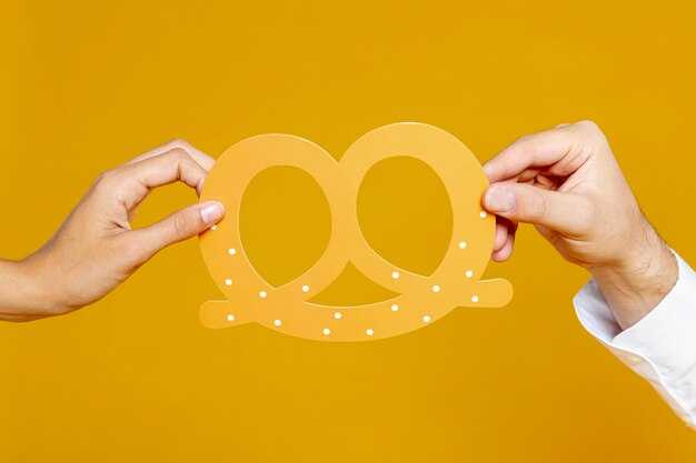 Как знаки взаимодействуют друг с другом