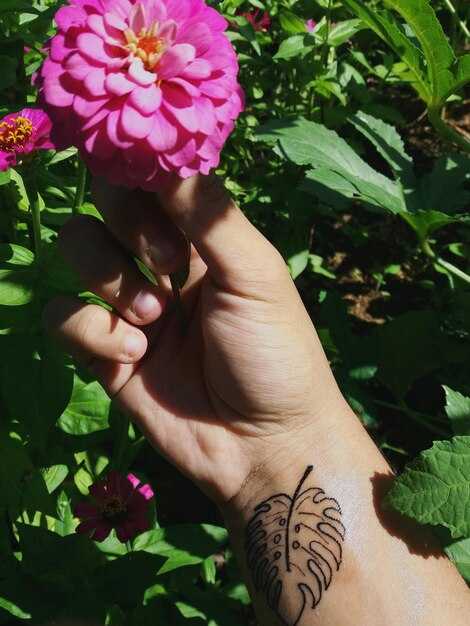 Татуировки на видимых и скрытых местах: что выбрать?