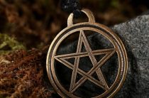 Талисманы нужны каждому: почему вы до сих пор без защиты и удачи