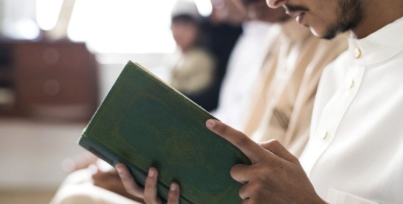 Амулеты в исламе: какие можно носить мусульманину, а какие под строгим запретом?