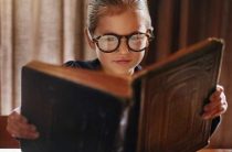 Акафист Избавительница от бед — Как он помогает и зачем читать