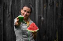 Арбуз во сне — к чему снится и как правильно трактовать значение сна