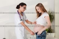 Лактожиналь при беременности 1 триместр: главное оружие против скрытой угрозы или переплата за бренд?