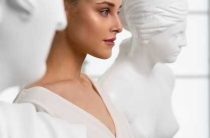 Безрукая статуя Венера Милосская — загадки и история публичной женщины Венеры