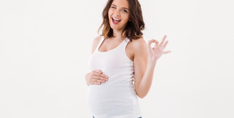 18 неделя беременности: что творится внутри и почему пора петь?