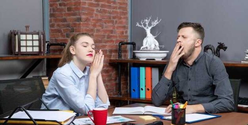 Что значит, если снится коллега-женщина — толкование снов о работе и коллегах