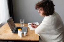 Что значит заказать молебен о здравии — значение, виды и порядок проведения