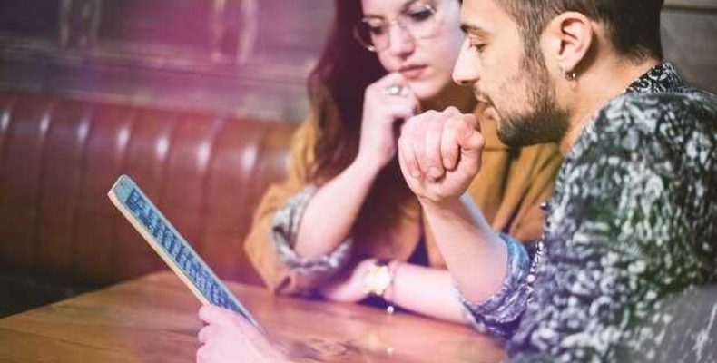 Гадание онлайн — вернется ли жена в семью — узнайте ответ прямо сейчас!