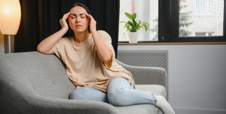 Сонный марафон: почему в первом триместре беременности постоянно хочется спать и как с этим бороться