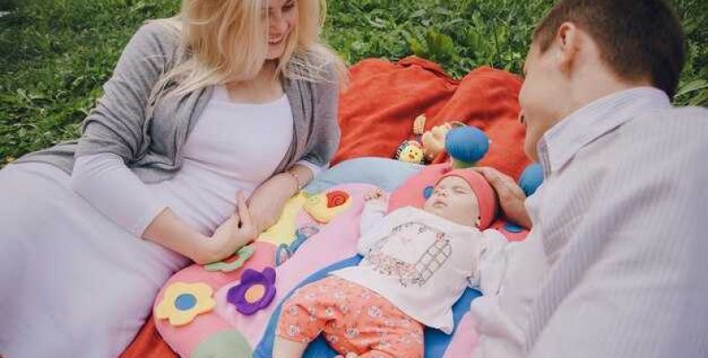 Из какого места рождаются дети