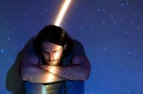 К чему снится астероид? Толкование сна о метеорите в сонниках