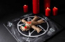 К чему снится кровь на другом человеке? Египетская интерпретация снов