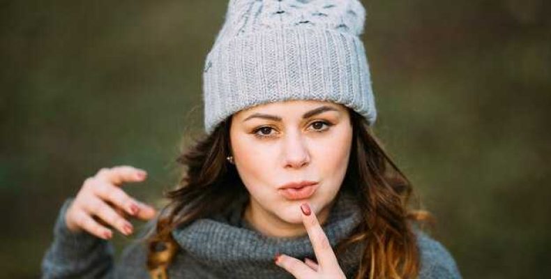 К чему снится меховая шапка и потеря шапки — значения и толкования