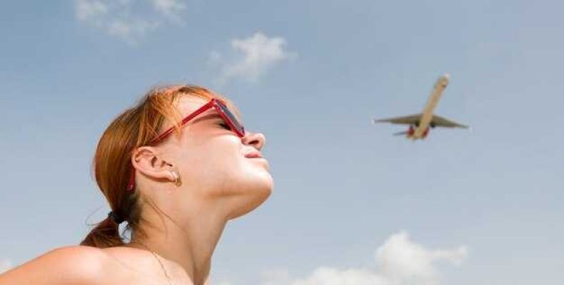 К чему снится полет на самолете — толкование снов о путешествиях и собирательстве