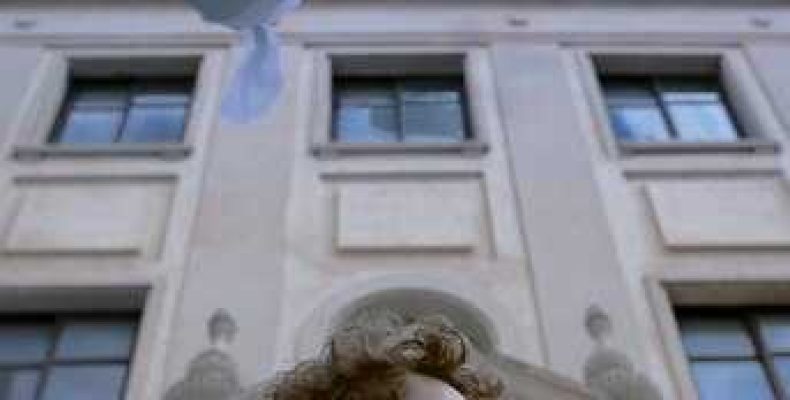 К чему снится стая голубей — значение и трактовка снов о серых голубях