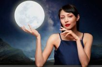 К чему снится женщина — толкование сновидений о трех женщинах по лунному соннику