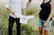 Как сказать о беременности оригинально