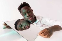 Как создать зеркальную защиту от темных людей — пошаговое руководство