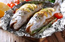 Как запечь судака в духовке целиком в фольге рецепт