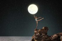 Луна повернулась — кто и как изменил её положение?