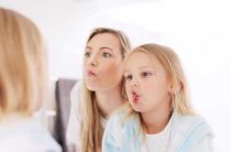 Маленькие дети часто говорят о себе в третьем лице с каким процессом связано данное явление