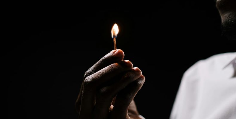 Молитвы обереги от зла: 5 мощных защит, которые работают безотказно