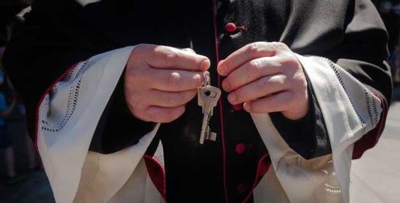 Могут ли православные священники вступать в брак? Экспертное мнение о целибате и его корнях в католицизме