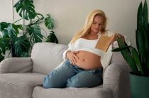 На каком месяце начинает расти живот при беременности