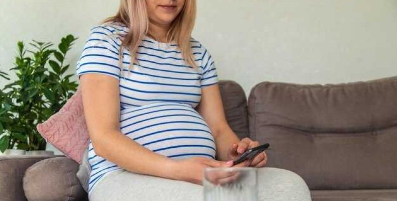 На каком сроке начинается токсикоз при беременности