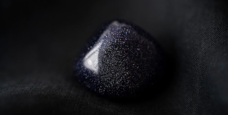 Черный амулет: тайна, которую скрывают даже опытные маги