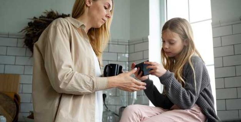 Отчитка благосостояния для детей — как правильно провести снятие приворота на сестру Собол