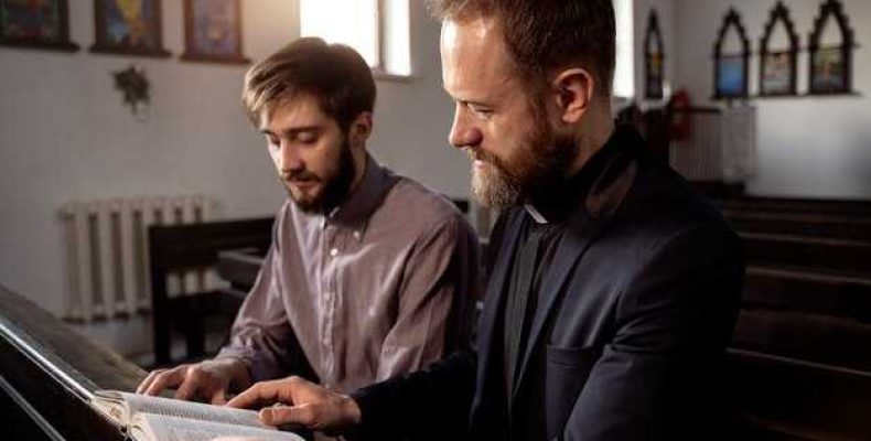 Парастас в православии — текст, смысл службы и значение последования