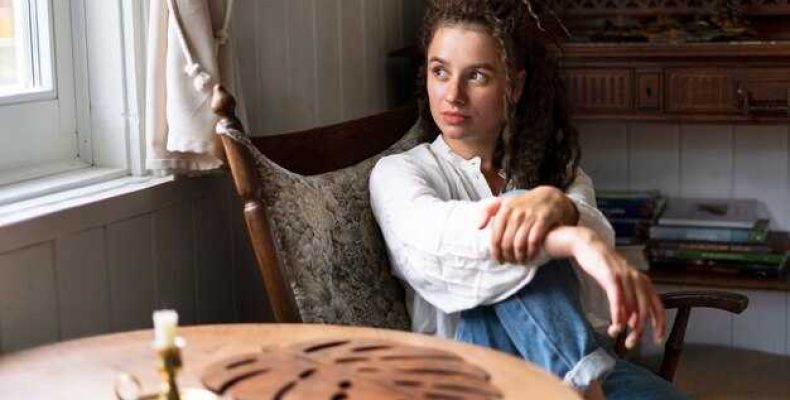 Почему не стоит свистеть — народные приметы и поверья о деньгах у русских