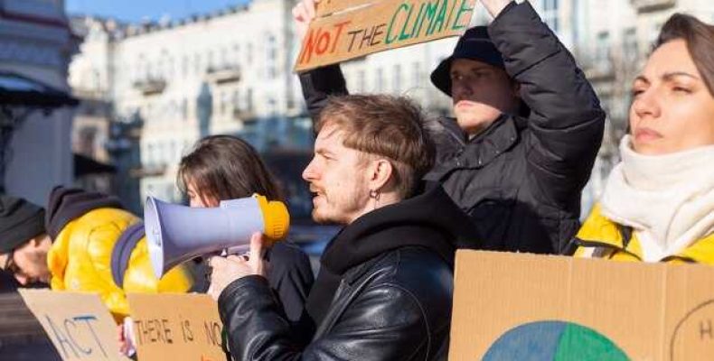 Рептилоиды среди нас — откуда пошли теории заговора и их влияние на общество