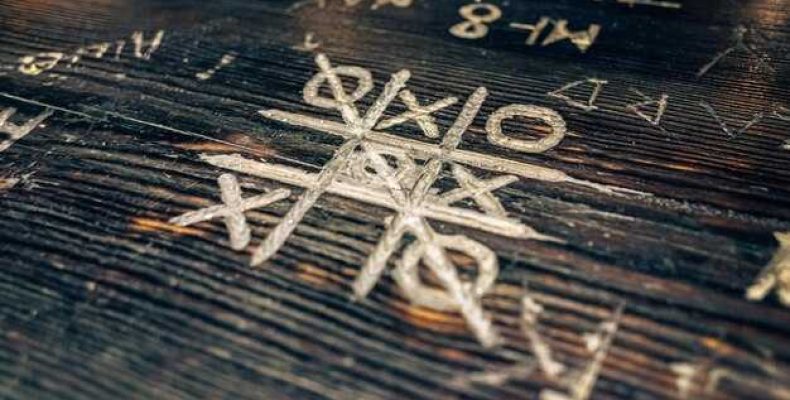 Рунические формулы для привлечения клиентов и удачи в работе — секреты успеха