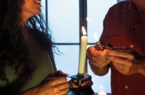 Самый сильный заговор на любовь — приворот на церковные свечи