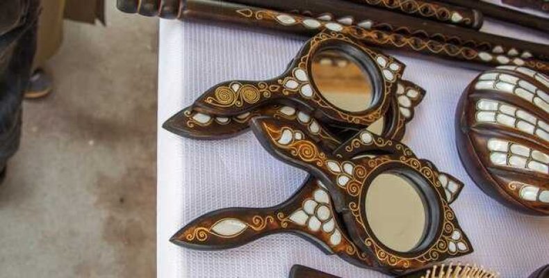 Сборник канонов о усопших — восемь гласов и их значение в православной традиции