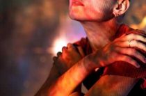 Сен Жермен и Фиолетовое Пламя — Молитва, Определение и Энергия для Медитации и Исцеления